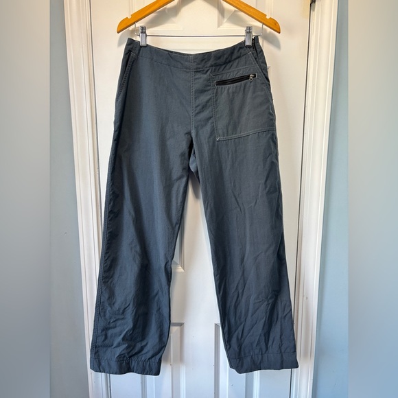 Patagonia Pants - Patagonia Women's Gray Pants‎ Size 8